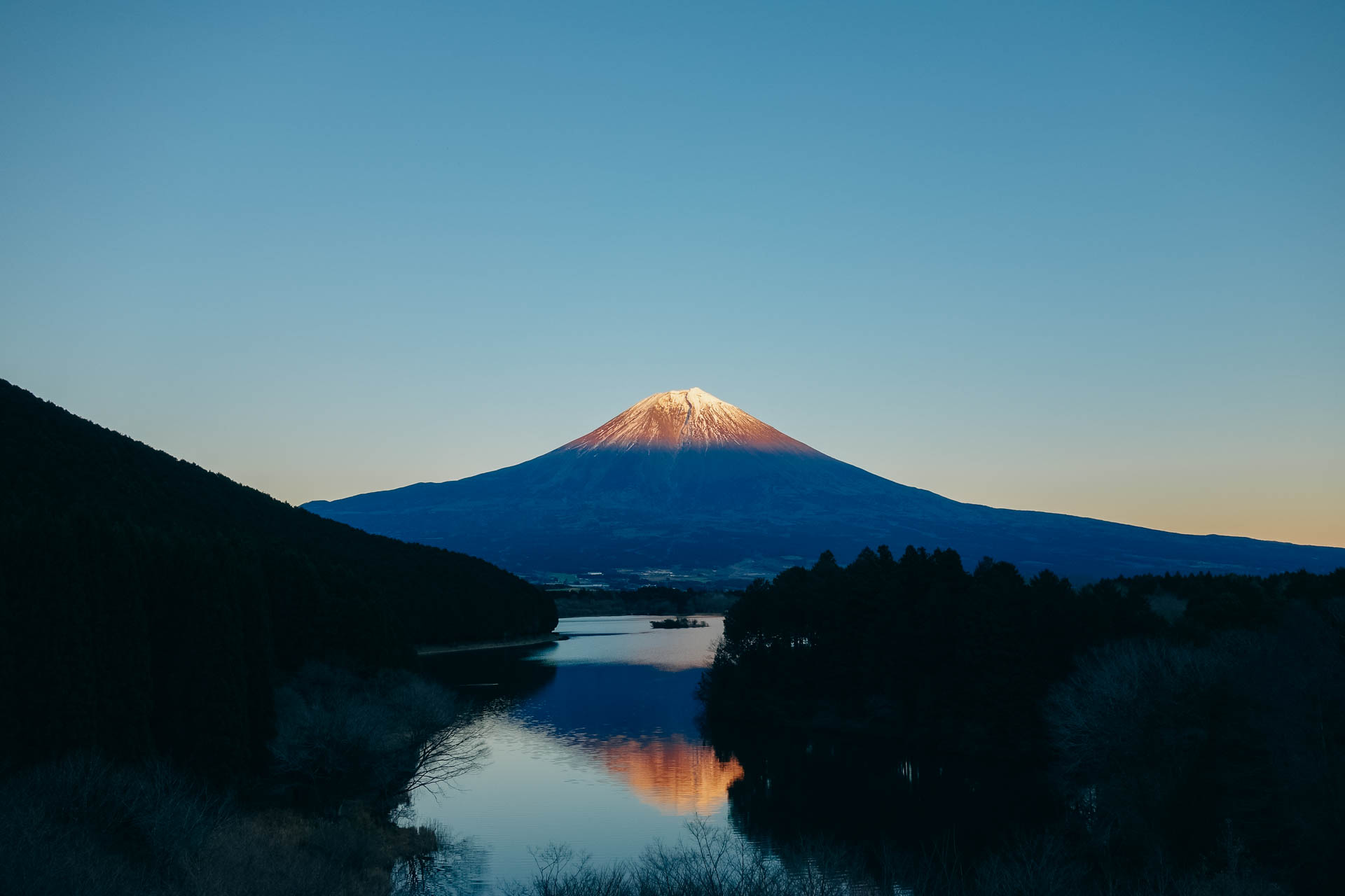 休暇村富士 客室から望める富士山