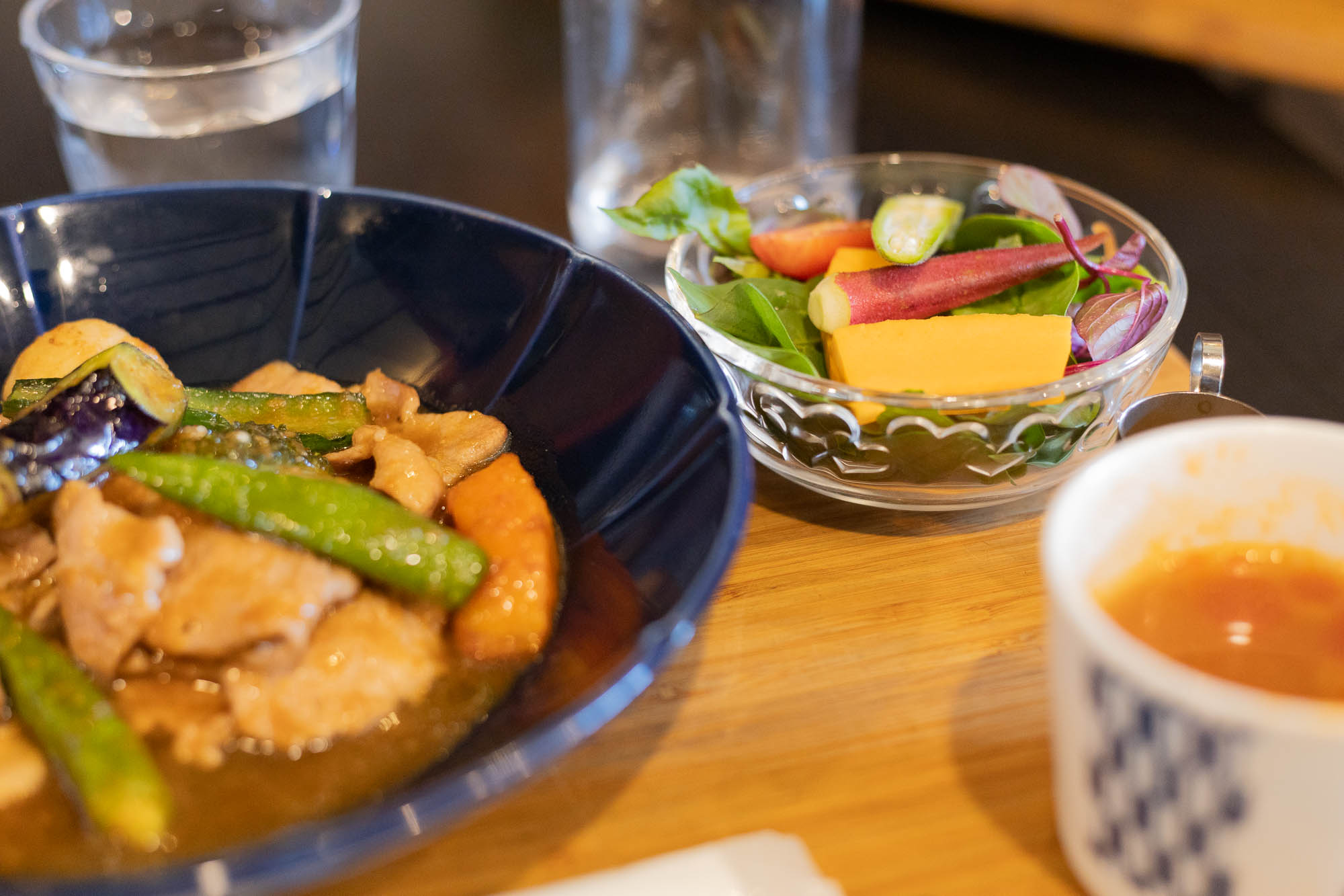 はなまるキッチン 生姜焼き定食